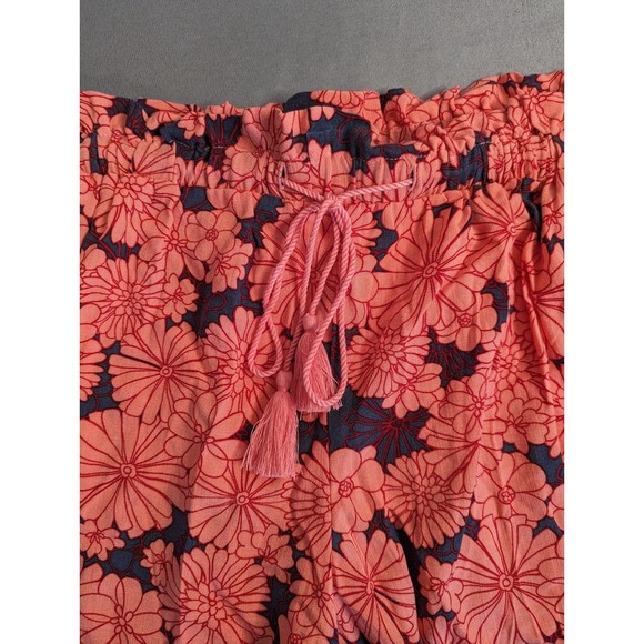 Isabel Maternity Drapey Knit Shorts Pink Floral - Picture 4 of 10